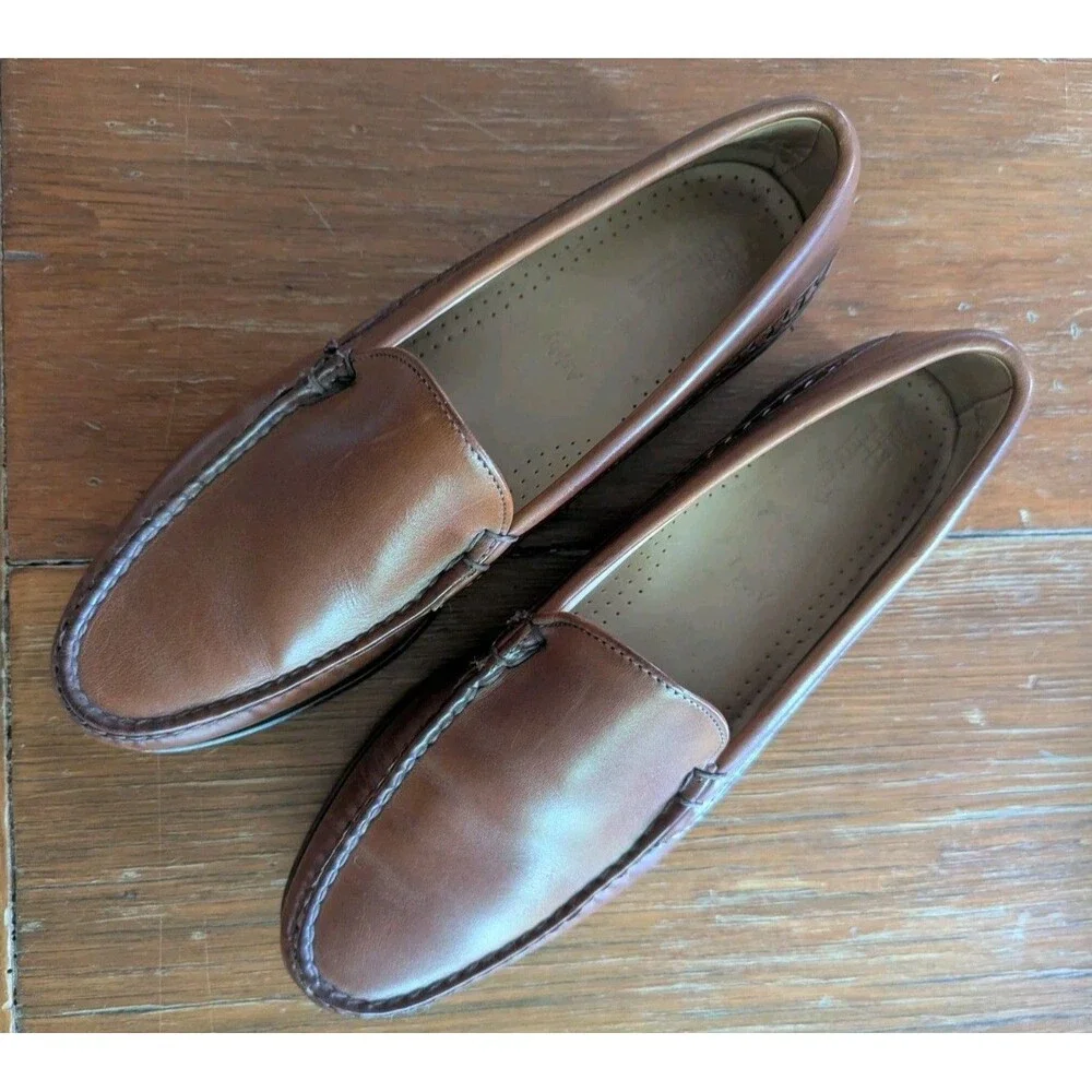 Allen Edmonds Mens 9B Brown Leather Loafers USA Made Classic Ashby Slip On EUC
